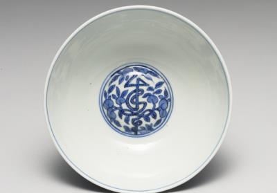 图片[3]-Bowl with Indian lotus scrolls and a shou (longevity) character in underglaze blue, Ming dynasty, Wanli reign (1573-1620)-China Archive